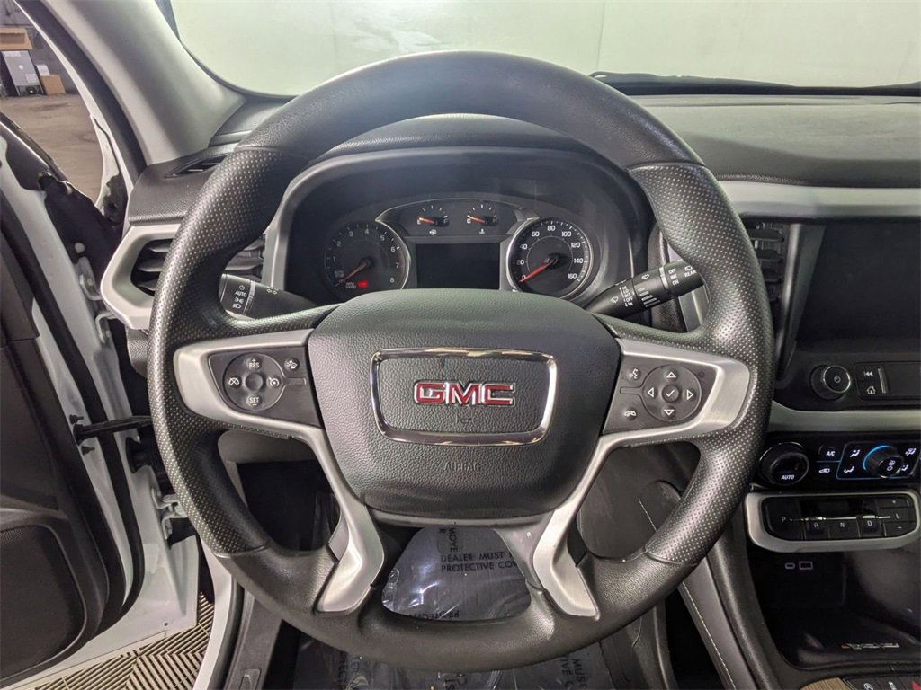 Used 2023 GMC Acadia SLE w/ Driver Convenience Package image 18