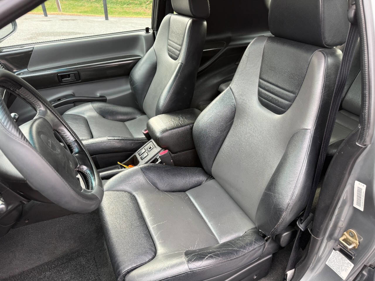 Used 2000 Isuzu VehiCROSS image 14