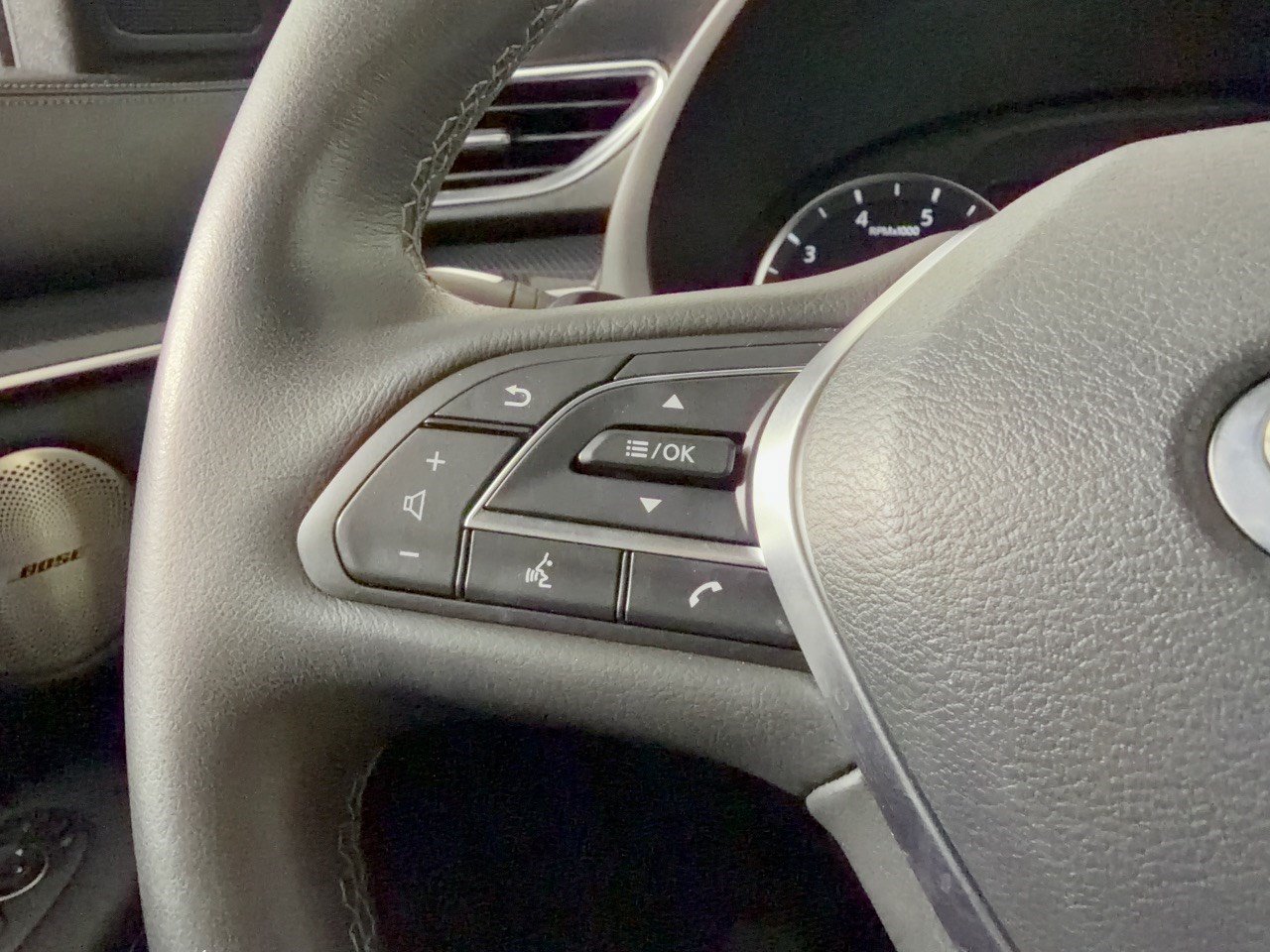Used 2024 INFINITI QX50 Sport w/ Cargo Package FWD image 18