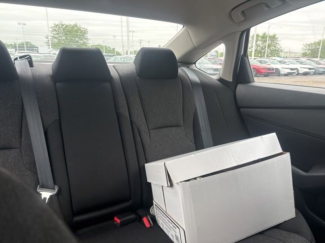 Used 2023 Honda Accord EX image 17