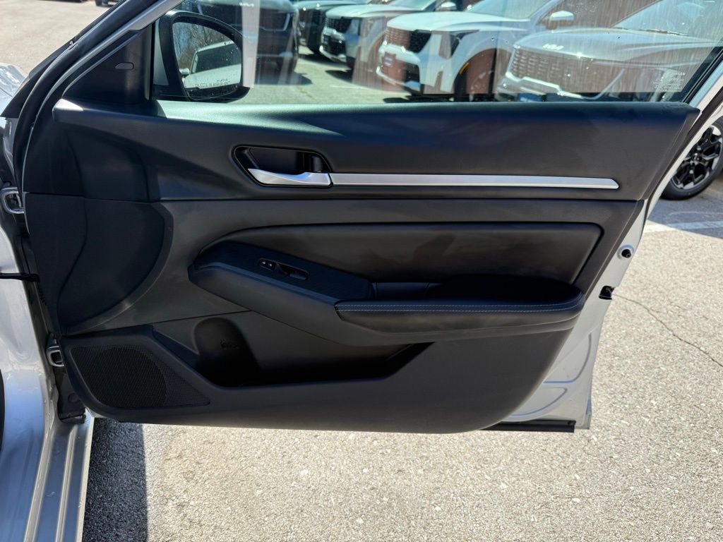 Used 2022 Nissan Altima 2.5 SV image 16