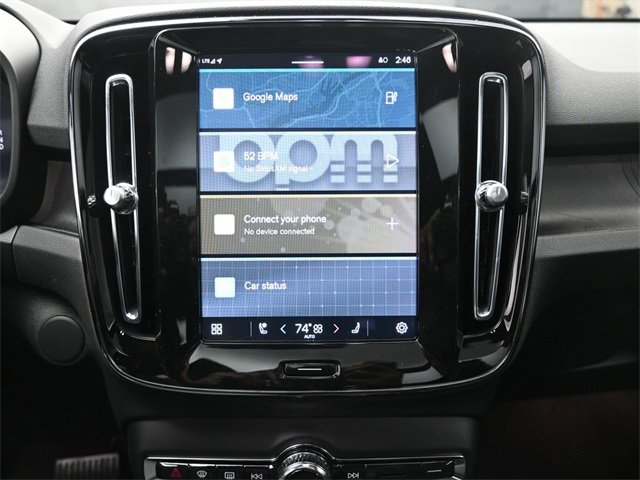 Used 2024 Volvo XC40 Recharge Plus w/ Protection Package Premier image 11