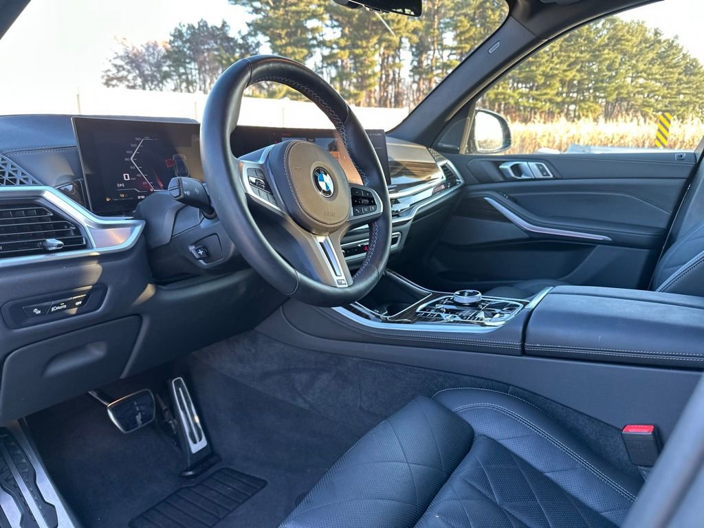 Certified 2025 BMW X5 M60i w/ Executive Package image 18