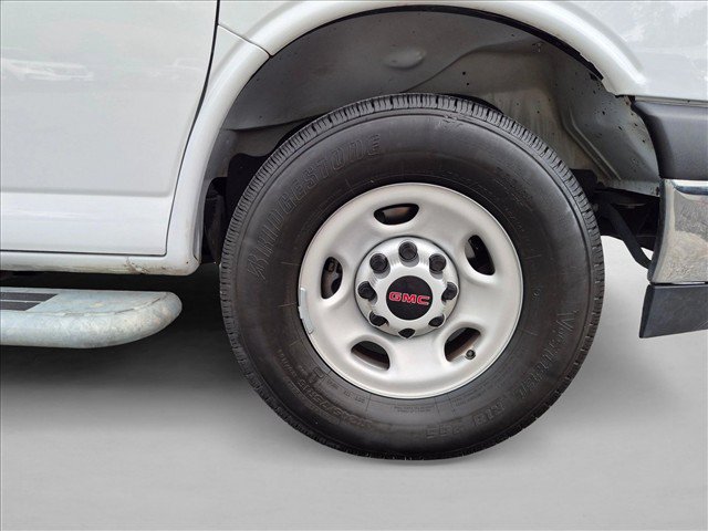 Used 2025 GMC Savana 2500 w/ Driver Convenience Package RWD image 22