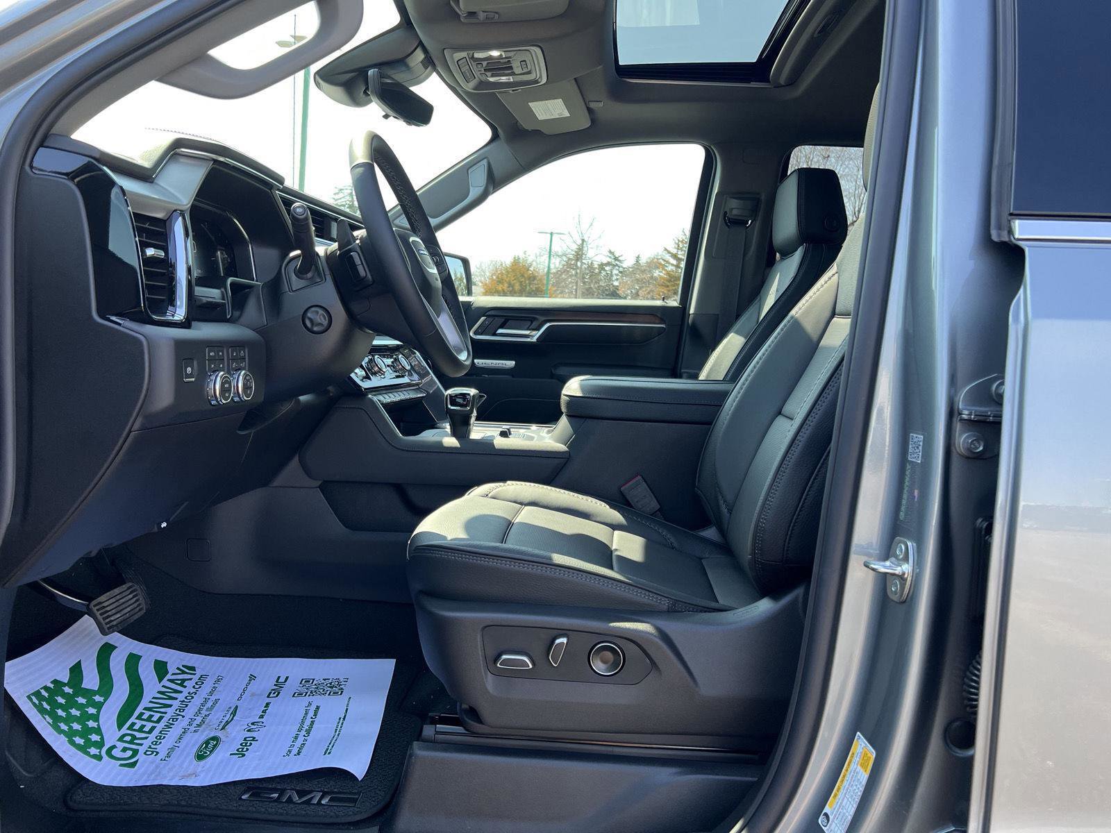 New 2026 GMC Sierra 1500 Denali w/ Denali Reserve Package image 21