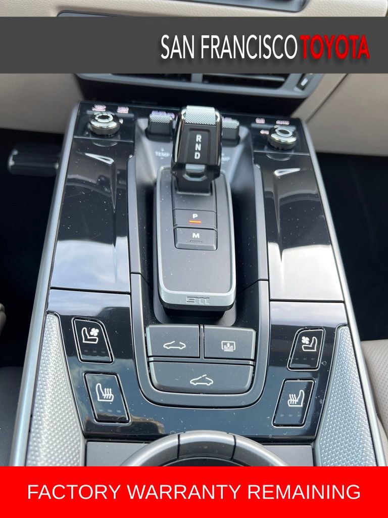 Used 2025 Porsche 911 Carrera image 24