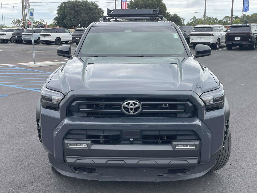 Used 2025 Toyota 4Runner SR5 RWD image 8