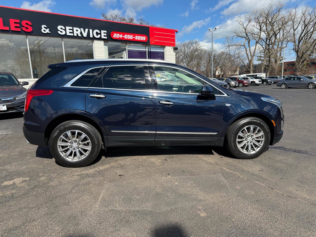 Used 2017 Cadillac XT5 Luxury image 8