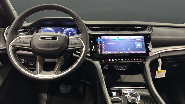 New 2026 Jeep Grand Cherokee Altitude AWD/4WD image 11