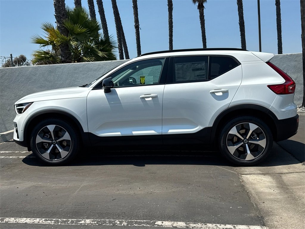 New 2026 Volvo XC40 B5 Plus w/ Protection Package Premier image 2