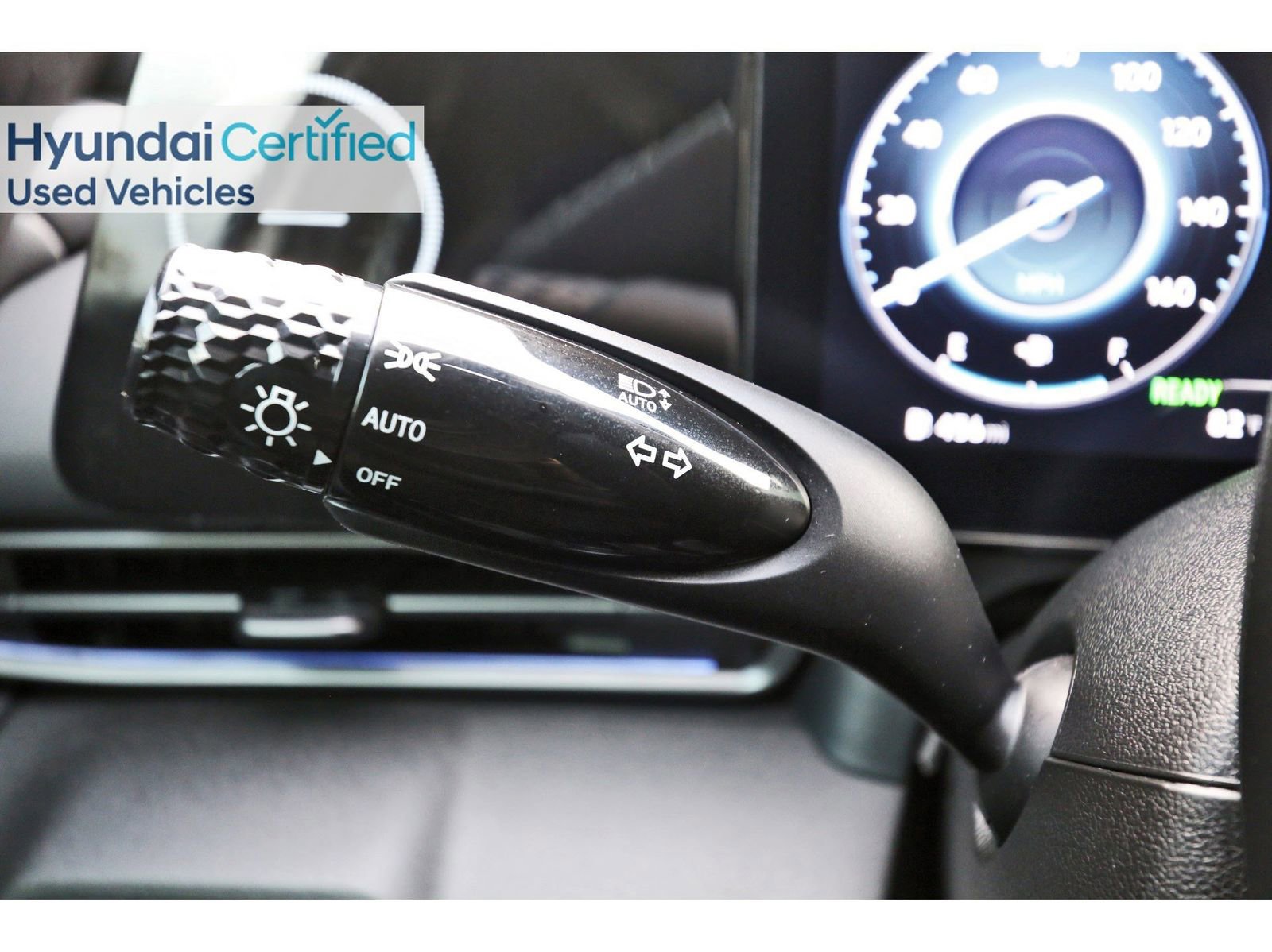 Certified 2025 Hyundai Elantra SEL image 14