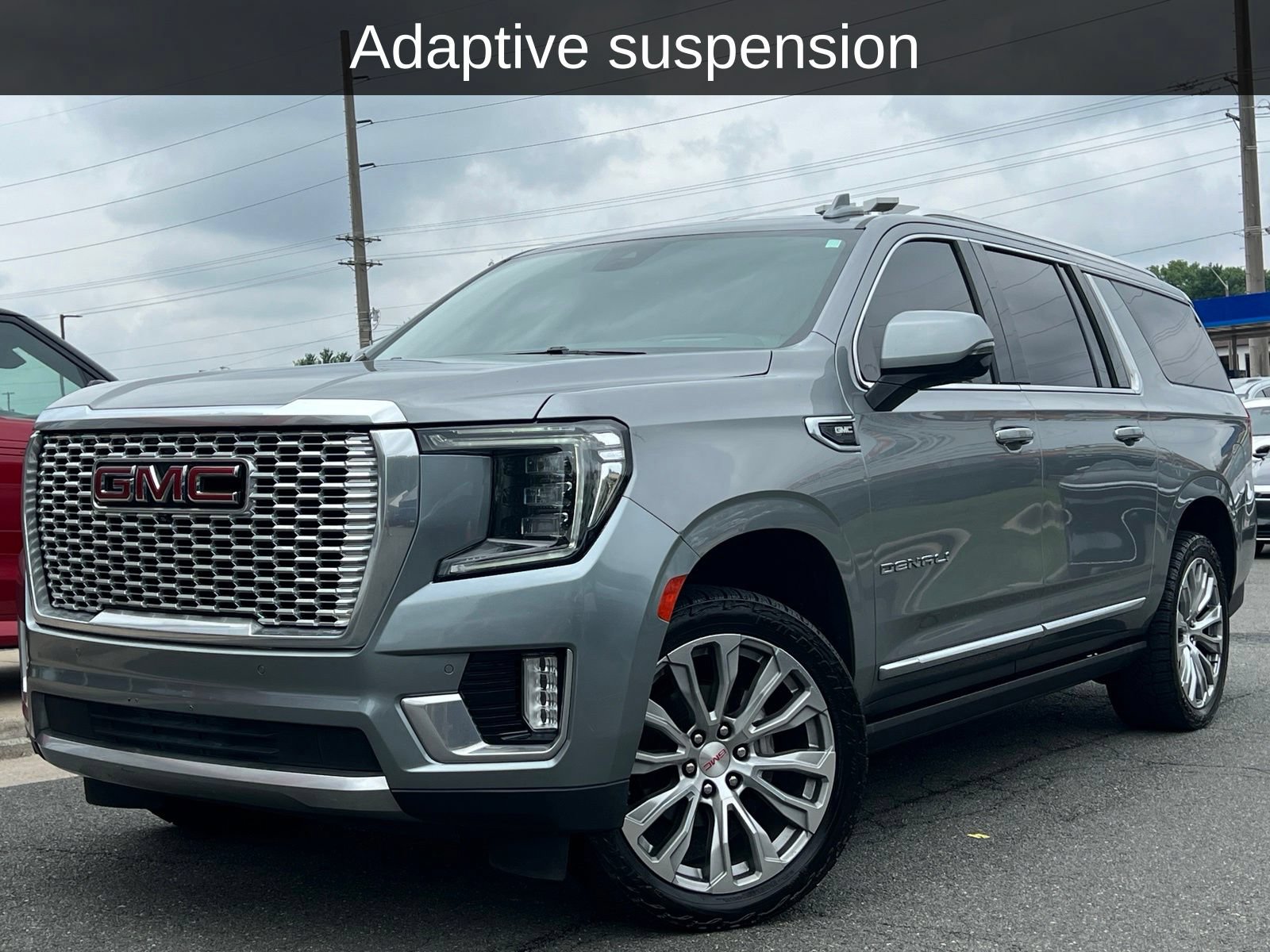 Used 2023 GMC Yukon XL Denali AWD/4WD image 11