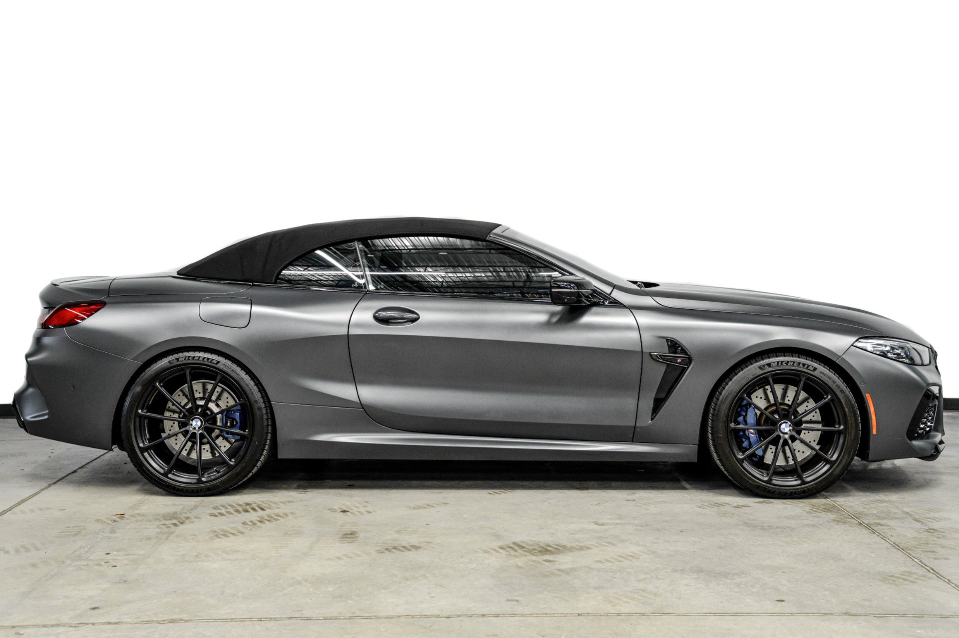 Used 2022 BMW M8 Competition AWD/4WD image 17