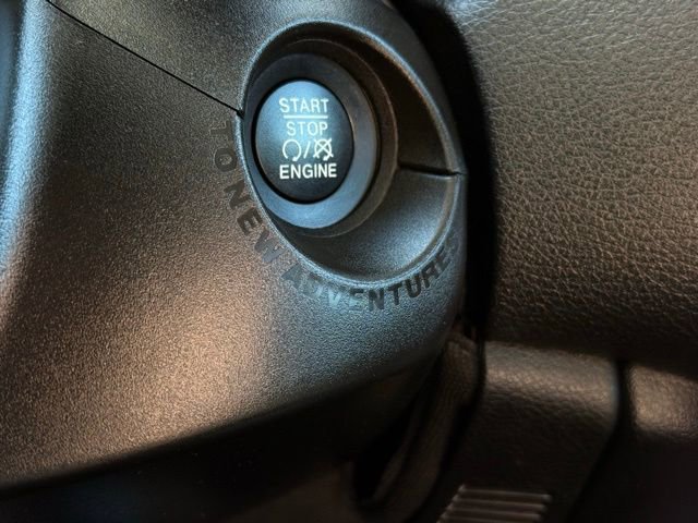 Certified 2021 Jeep Renegade Latitude image 24