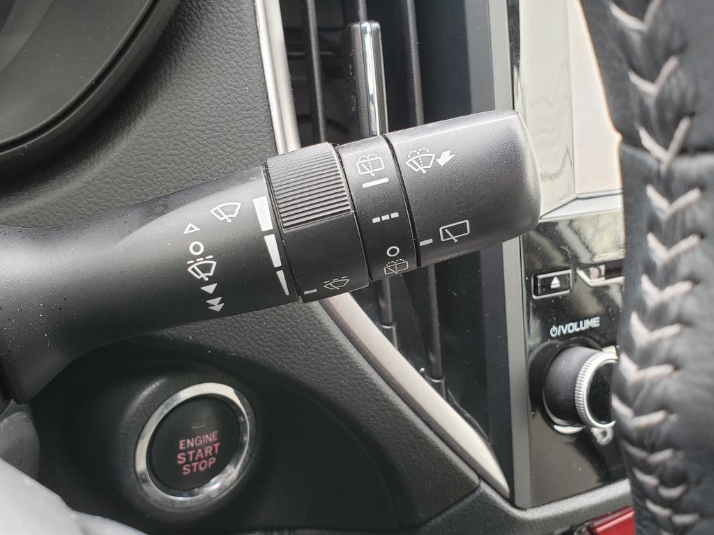 Used 2023 Subaru Forester Premium image 38