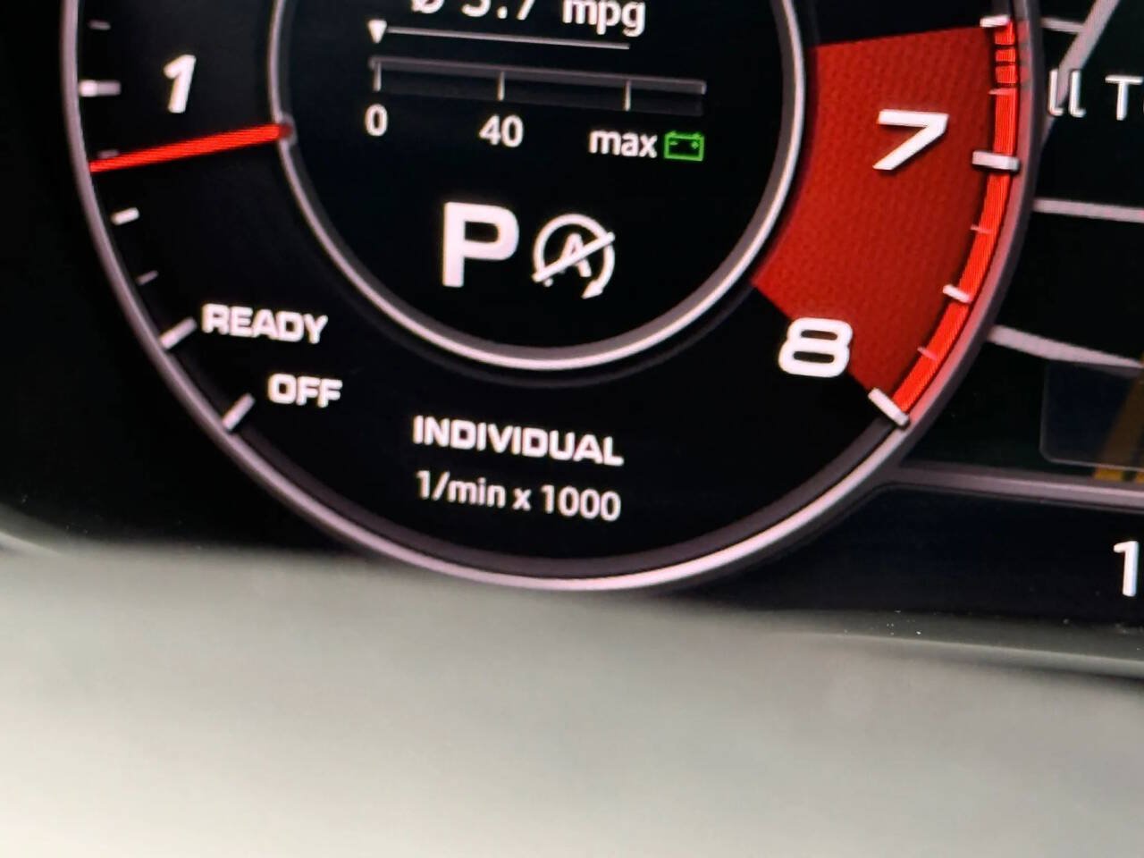 Used 2018 Audi SQ5 Prestige AWD/4WD image 23