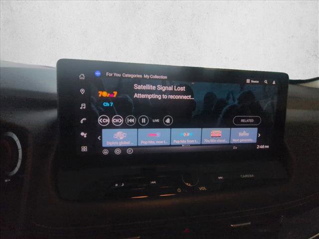 Used 2025 Nissan Rogue SL w/ Tech Package image 13