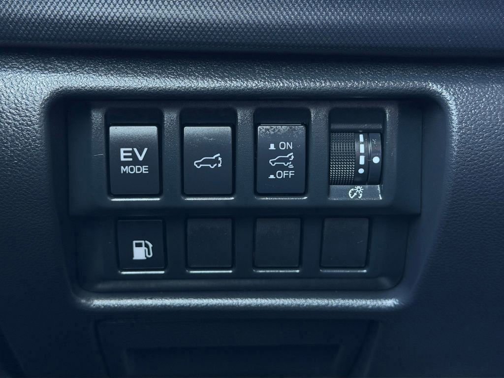 Used 2025 Subaru Forester Limited image 20