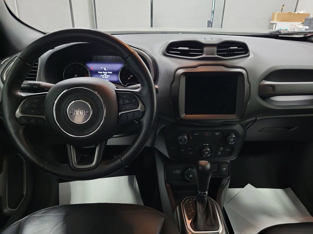 Used 2019 Jeep Renegade Limited w/ Quick Order Package 22P image 3
