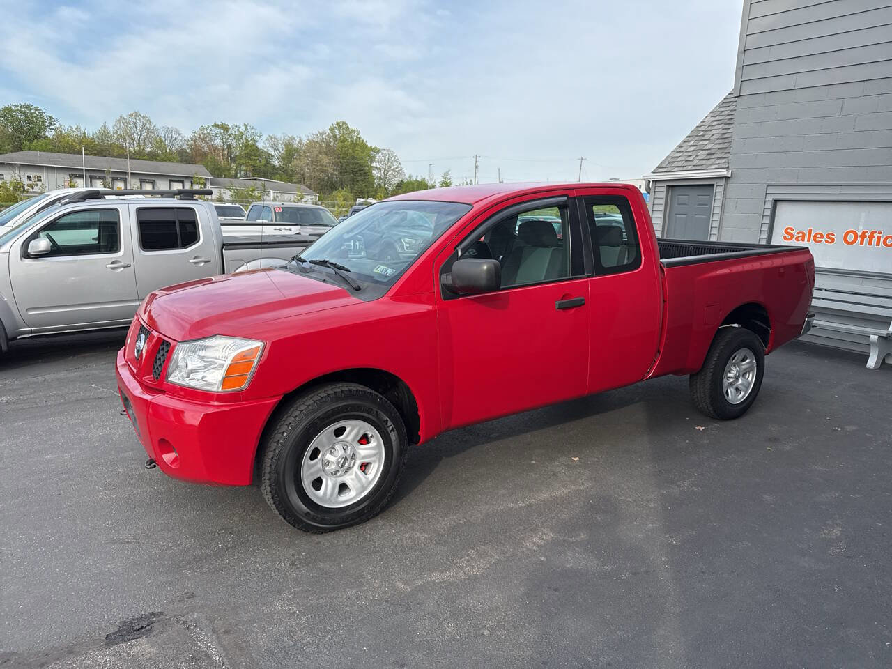 Used 2006 Nissan Titan XE image 3