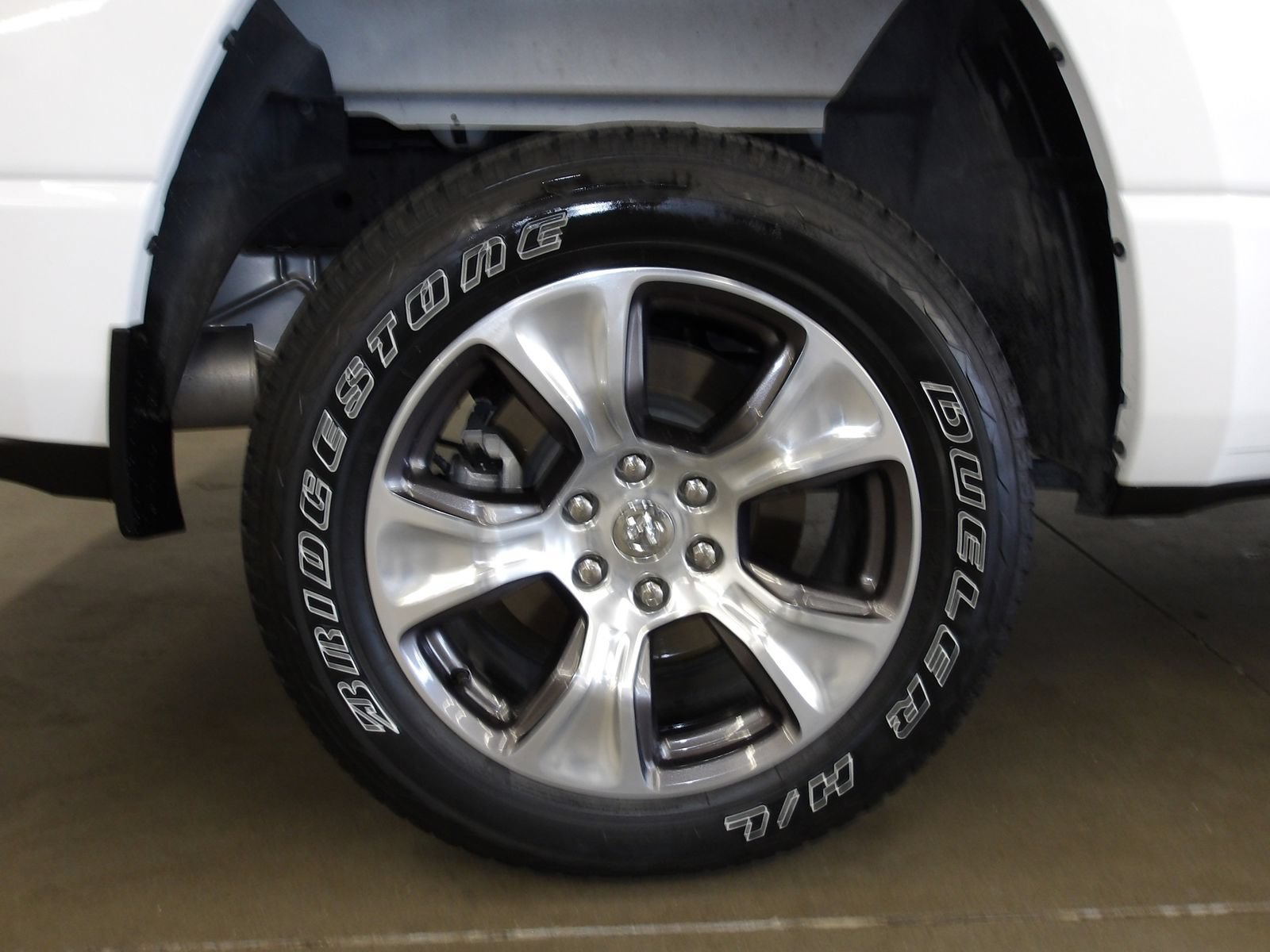 Used 2024 RAM 1500 Laramie AWD/4WD image 20
