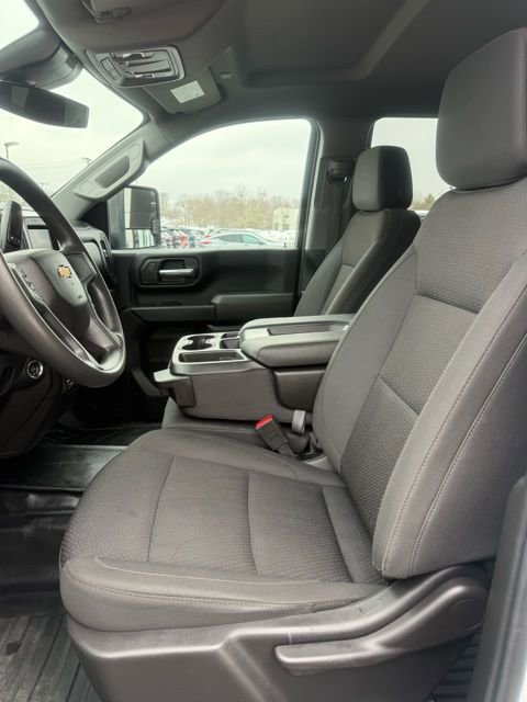 Used 2025 Chevrolet Silverado 2500 W/T image 11
