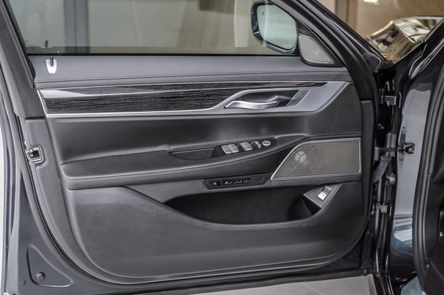 Used 2019 BMW 740i w/ M Sport Package RWD image 50