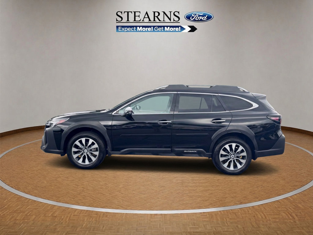 Used 2024 Subaru Outback Touring XT AWD/4WD image 3