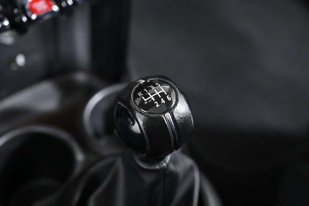 Used 2021 MINI Cooper S image 18