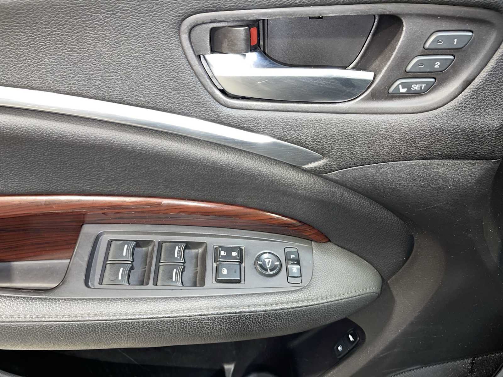 Used 2014 Acura MDX SH-AWD image 23