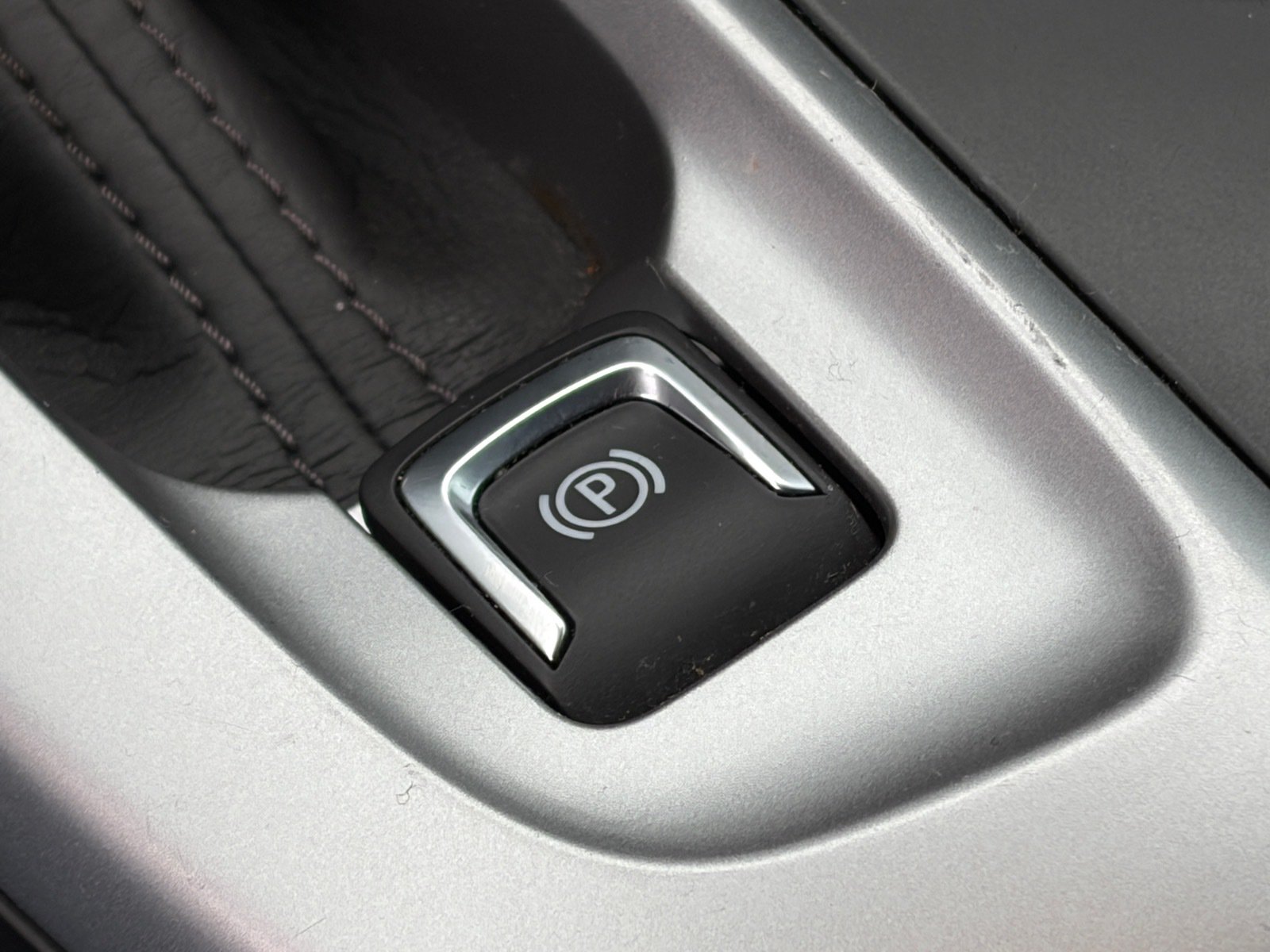 Used 2024 Buick Envista Sport Touring w/ Convenience I Package FWD image 30