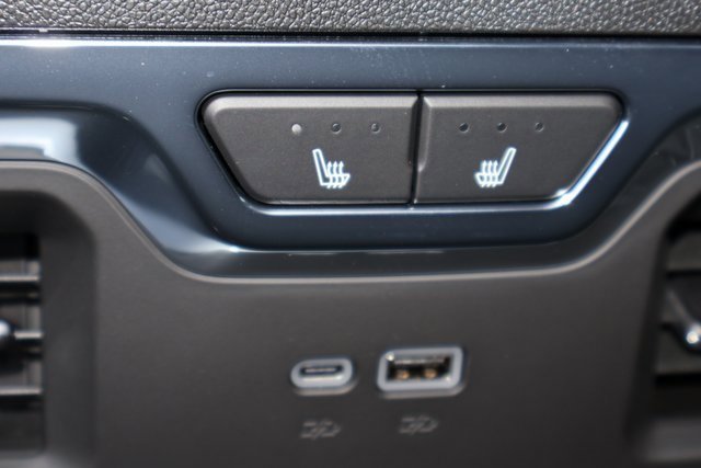 Used 2025 GMC Sierra 3500 Denali Ultimate image 15