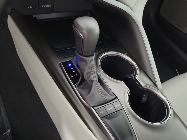 Used 2024 Toyota Camry SE FWD image 30