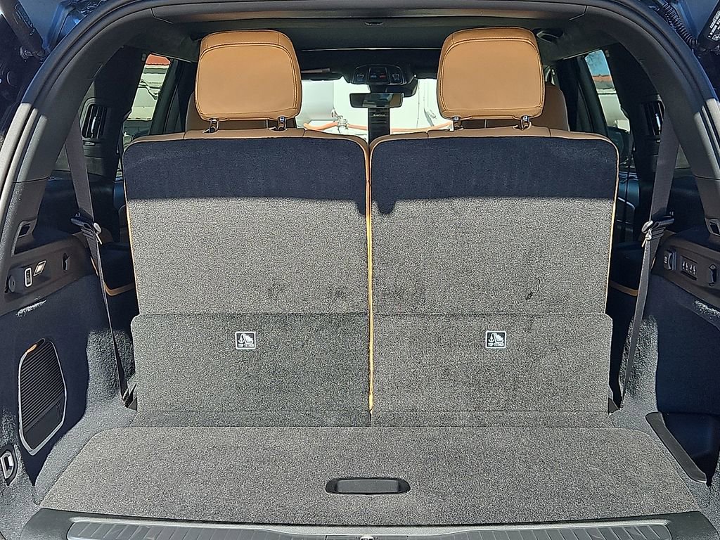 New 2026 Jeep Grand Cherokee L Summit w/ Obsidian Package image 10