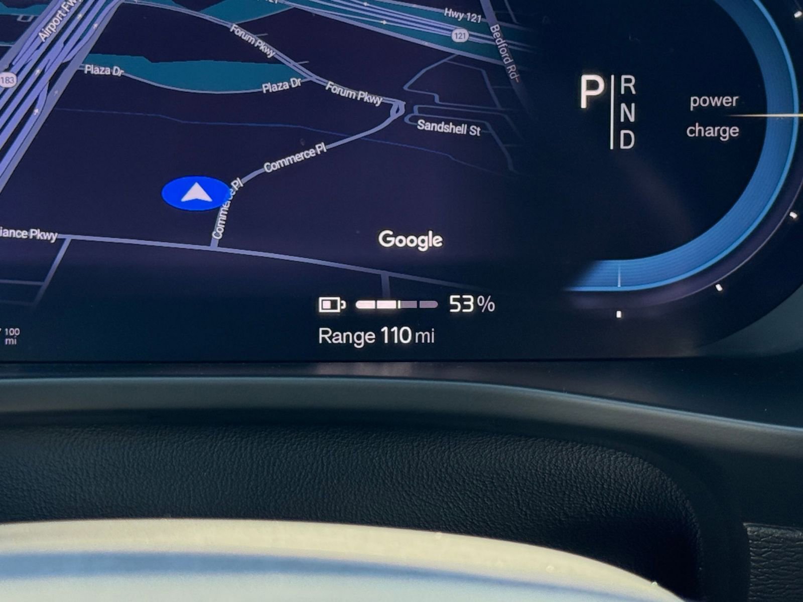 Used 2023 Volvo XC40 Recharge Plus image 18