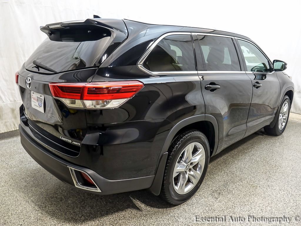 Used 2018 Toyota Highlander Limited image 9