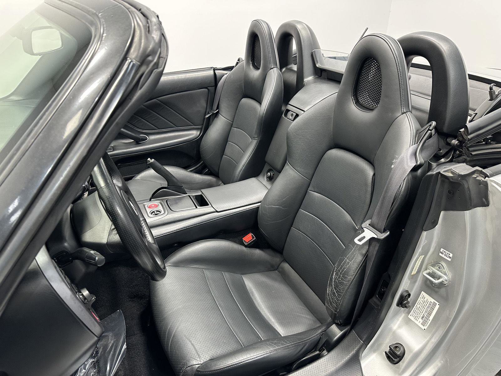 Used 2003 Honda S2000 image 17