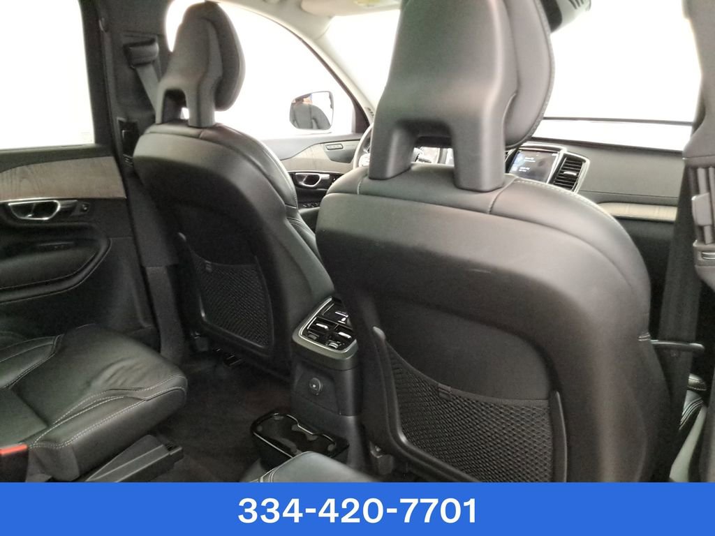 Used 2022 Volvo XC90 T8 Inscription image 28
