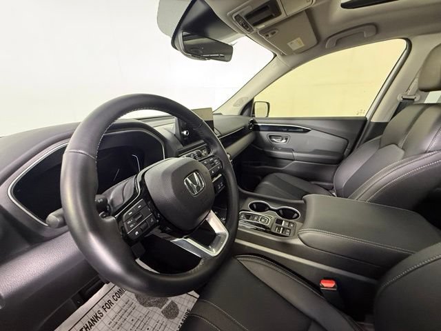 Used 2025 Honda Pilot Touring image 6