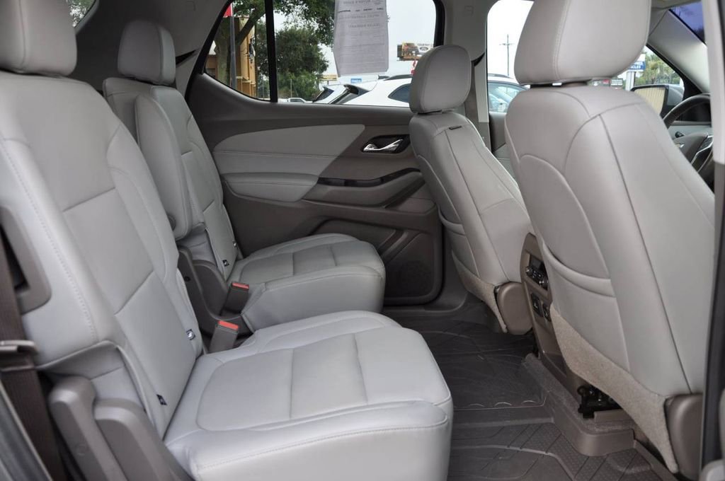Used 2020 Chevrolet Traverse Premier image 14