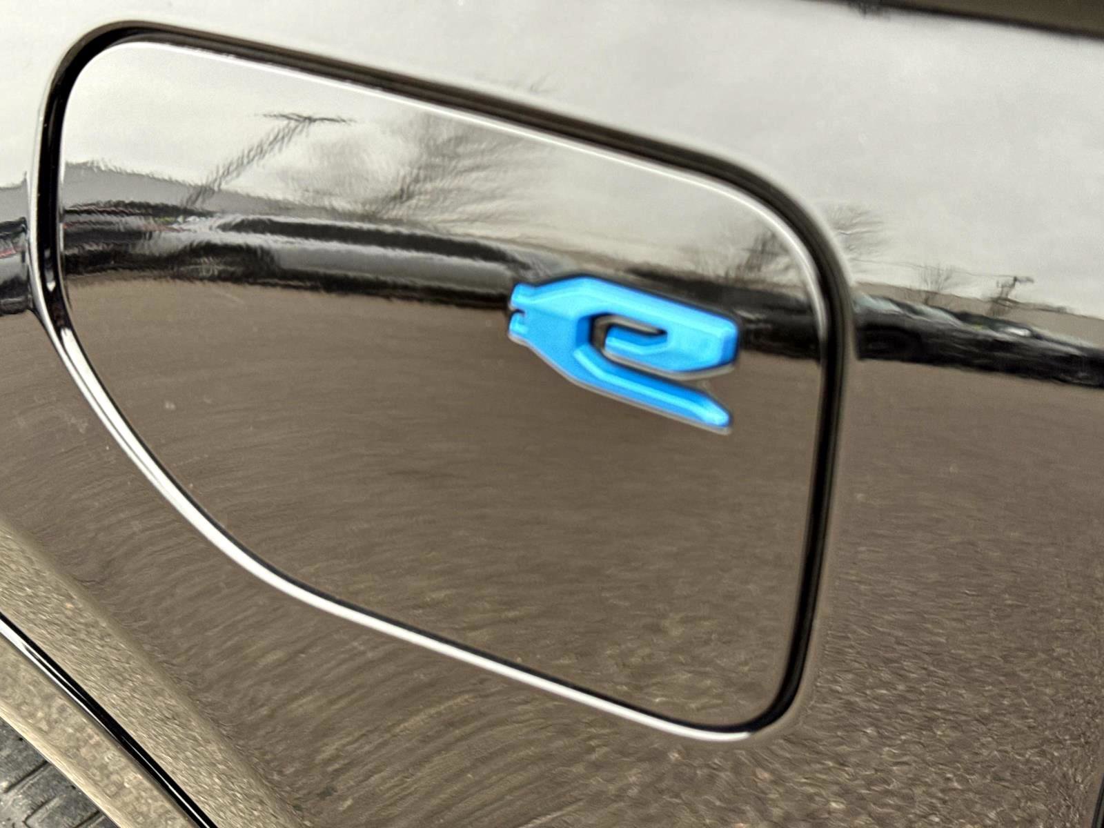 Used 2023 Jeep Grand Cherokee 30th Anniversary image 6