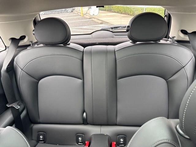 Used 2019 MINI Cooper S w/ Signature Upholstery Package image 13