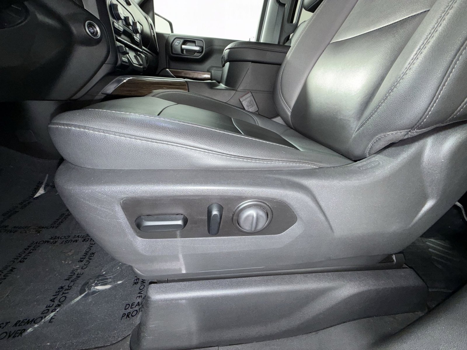 Used 2021 Chevrolet Silverado 1500 LT Trail Boss w/ Convenience Package II AWD/4WD image 14