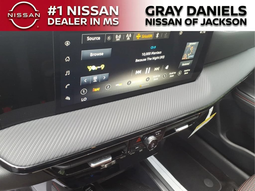 Certified 2025 Nissan Kicks SR AWD/4WD image 25