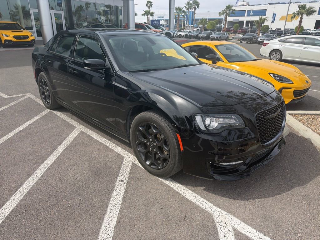 Used 2023 Chrysler 300 Touring L w/ Popular Equipment Group image 34