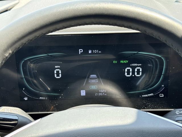 Used 2023 Kia Niro EX FWD image 27