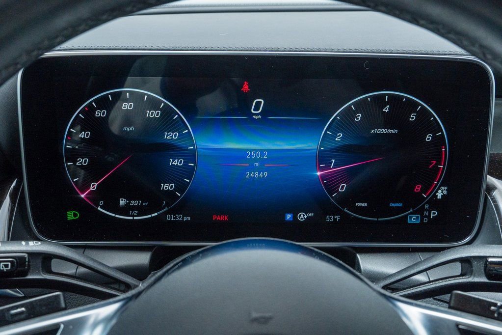 Used 2023 Mercedes-Benz GLC 300 4MATIC image 15