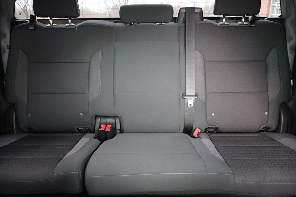 Used 2024 Chevrolet Silverado 1500 LT image 36