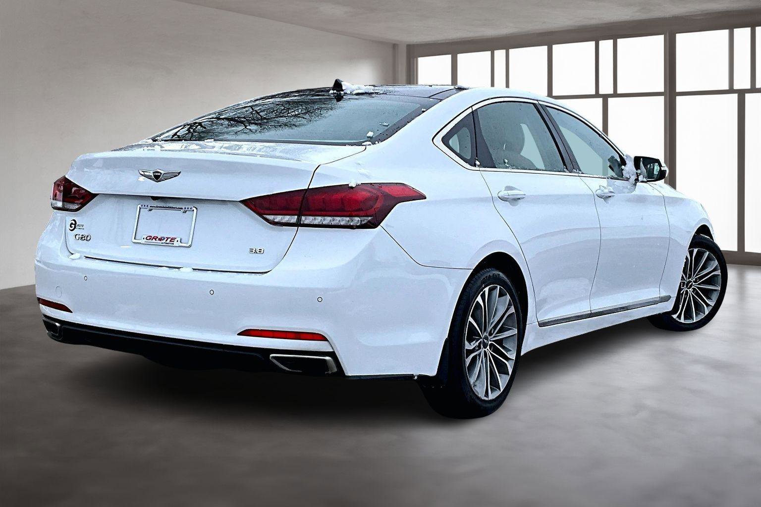 Used 2017 Genesis G80 3.8 w/ Option Group 02 image 3