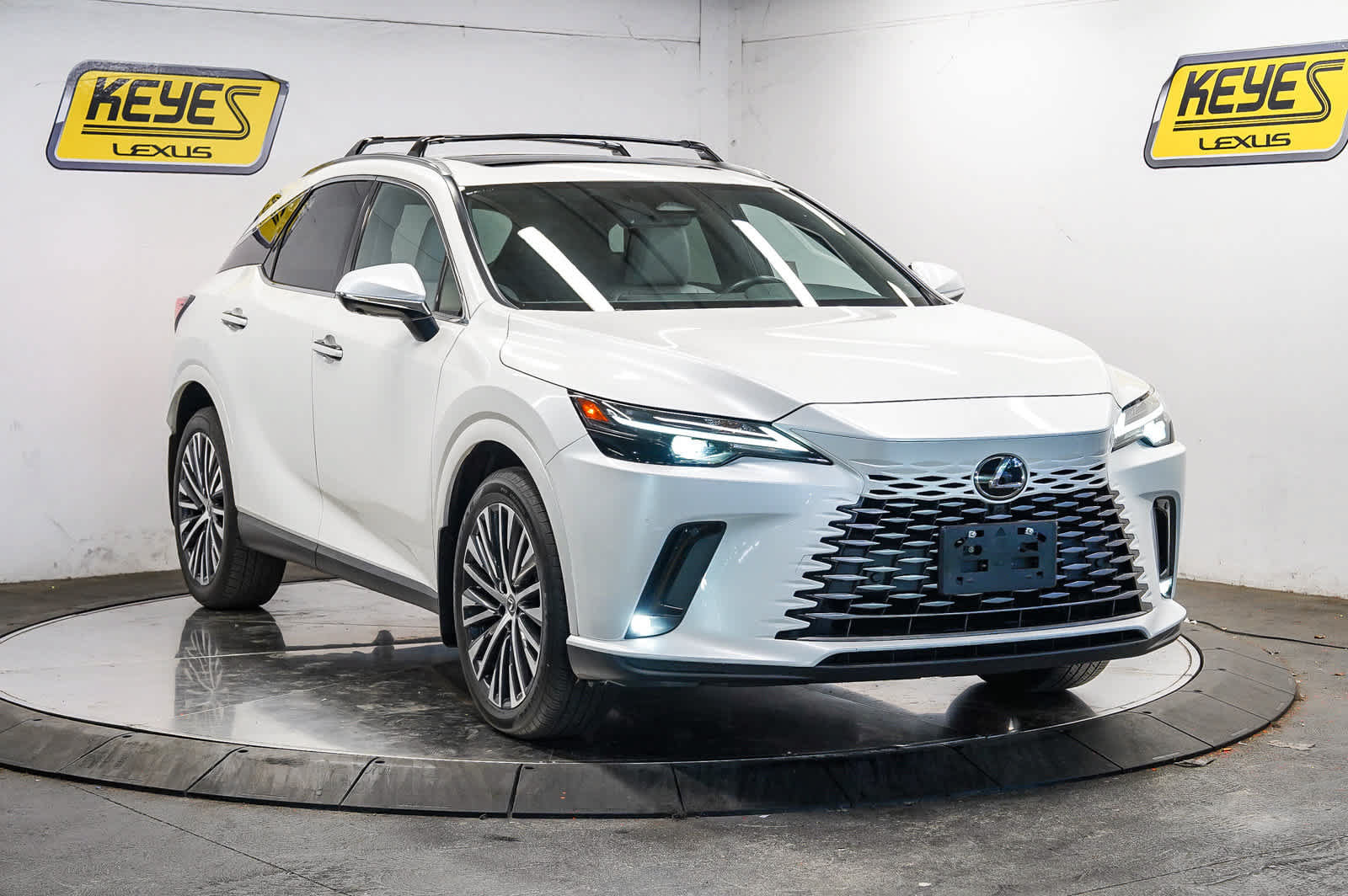 Used 2025 Lexus RX 350 Premium Plus FWD image 5